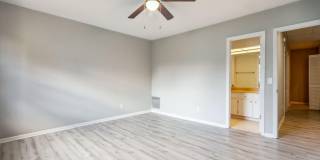 9252 SAN JOSE Boulevard Gallery 21