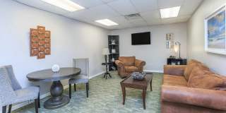 Rolling Hills Apartments Gallery 6