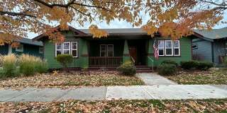 3 Bedroom / 2 Bathroom House in NW Redmond Gallery 1