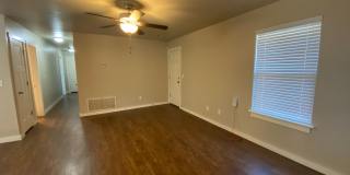 3 Bed 2 Bath 2 Car Garage Duplex In Moore ***Moore Schools Gallery 3