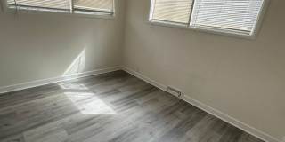 4 bedroom 1 bath Gallery 13