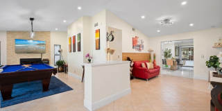 1992 SW Brisbane Street Gallery 2