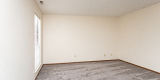 Silver Maple Apartment Homes Gallery 11
