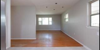 4907 Arlington Drive Gallery 9