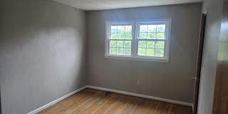 711 Suburban Ave SW Gallery 3