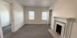 Updated 4BR / 2 Bath Home with off-street parking! Gallery 35