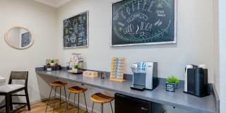 Heron on Hausman Gallery 13