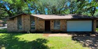 One story four bedroom home available for rent in Cherry Creek! Gallery 1