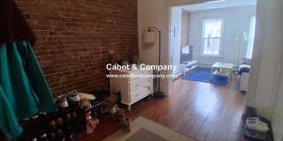 12 Mead St. Gallery 4
