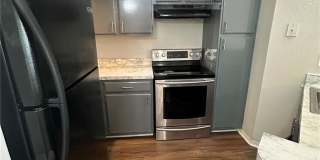 4658 COMMANDER Drive Gallery 8