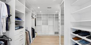 1425 Brickell Ave Gallery 37