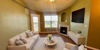 1 bed 1 bath w/ Beautiful Mountain views! Gallery 1