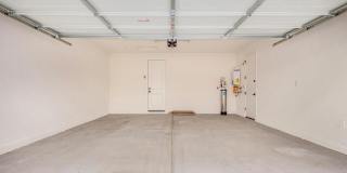 21301 W Roanoke Avenue Gallery 35