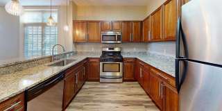 Brownstone on Old Sauk Gallery 24