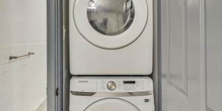 1442 Broadway Gallery 18