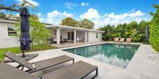 7235 SW 39th St Gallery 1