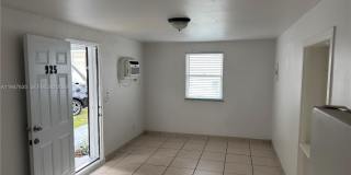 921 N 17th Ct Gallery 14