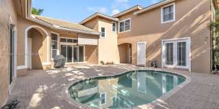 558 NW 118th Ave Gallery 8