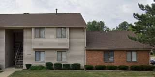 1609 Lyndhurst West Drive - 1Unit D Gallery 1