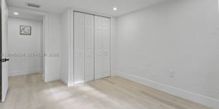 171 W 13th St Gallery 23