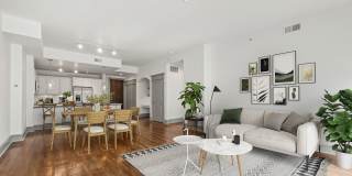 The Residence at Southpark Gallery 24