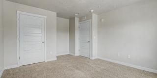 Kensington Apartments Gallery 78
