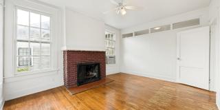 CHARMING 4-BEDROOM HISTORIC HOME IN TOBIN HILL Gallery 17