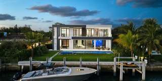 493 Holiday Dr #0 HALLANDALE BEACH, FL 33009 Gallery 4