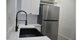 1811 W LOMBARD Street Gallery 12