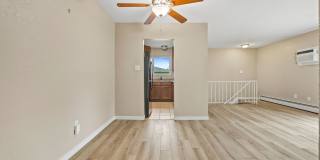 Charming 2BR Townhome w/ Attached Garage in Prime Lakewood Location! Gallery 25