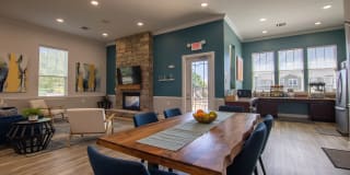 Springs at Bettendorf Gallery 7