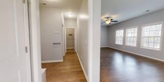 Beautiful 2 Story Home in W Richland Gallery 13