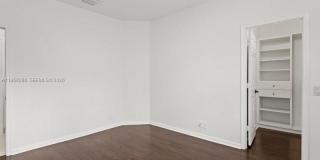 1819 Mariners Ln Gallery 38