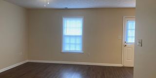 **LESS than 10 minute Drive from Fort Knox** Gallery 19