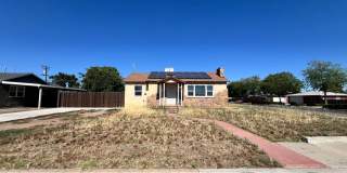 Madera home for rent- corner lot with solar Gallery 1
