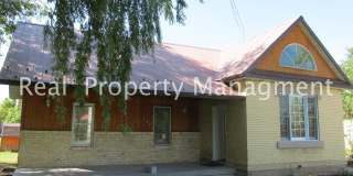 Charming 2 br home plus Loft in Smithfield! Available in July! Pet Friendly! Gallery 1
