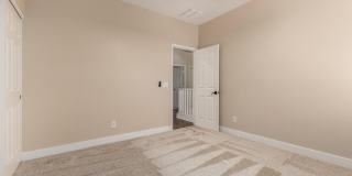 10625 E Knowles Avenue Gallery 26