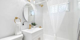 3/2 just renovated in Coquina Key Gallery 18