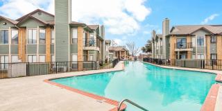 Lake Village West Apartments Gallery 11