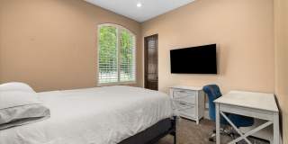 Luxury Furnished 4-Bedroom Home in Eagle's Bella Terra Neighborhood Gallery 7