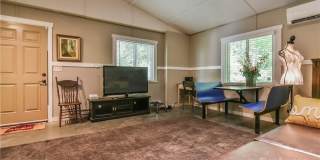 543 College Street Gallery 6