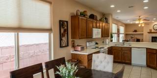 Available 10/1/26 - Furnished 3 bed, 2 Bath Home For Rent Gallery 12