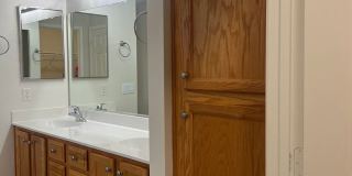 SPACIOUS 2 BEDROOM IN 55+ COMMUNITY!! Gallery 15