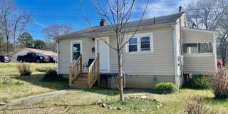 Newly fully renovated 2 bd 1 bath home . Located in Dallas Gallery 1