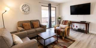 5026 River Glen Drive Gallery 3
