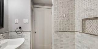 Charming 2BR House in San Antonio Gallery 6