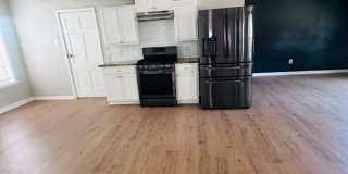 Spacious 3 Bedroom Home with Large Yard – Appliances Included! Gallery 7