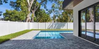 Bold Contemporary Sarasota Luxury Home. 4 Beds/ 4 Baths. Private Pool and Summer Grill. Gallery 64