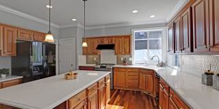 IMMACULATE & LOVELY 5 bed, 3 bath, + huge bonus room that can serve as a 5th bedroom, 2 car garage Gallery 10
