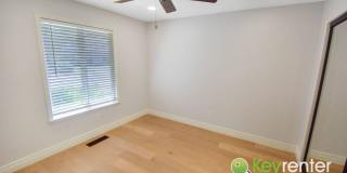 Beautiful 4 Bed / 3 Bath Bollinger Hills Home with Gorgeous Remodeled Kitchen! Gallery 18